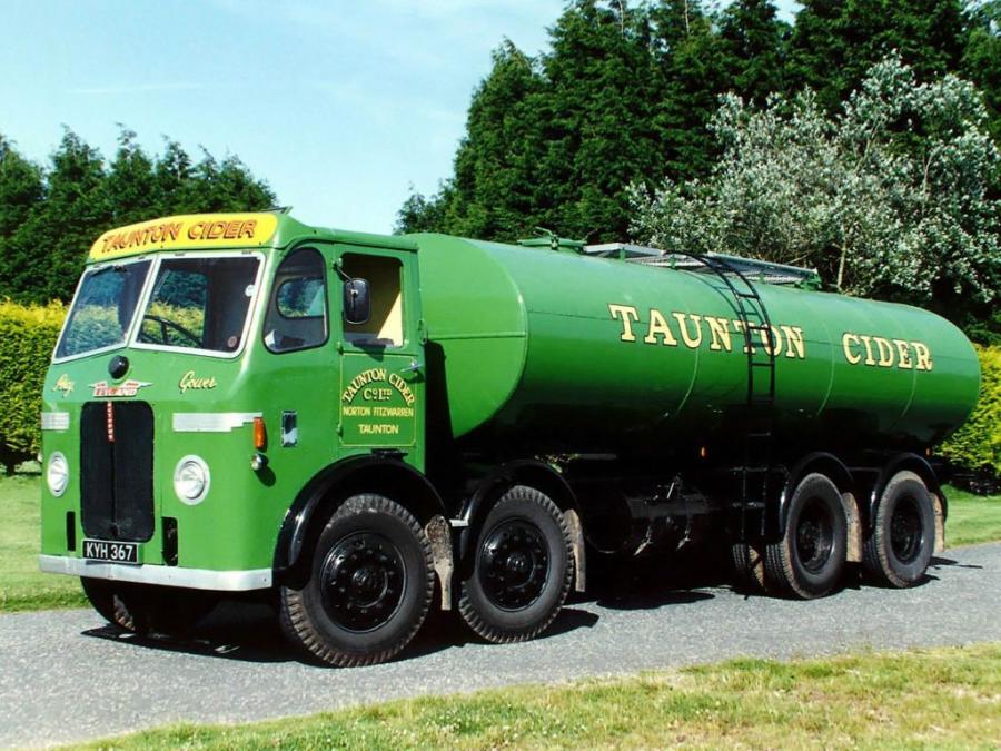  Leyland Octopus Tanker 1947 года  (фото 1 из 1)